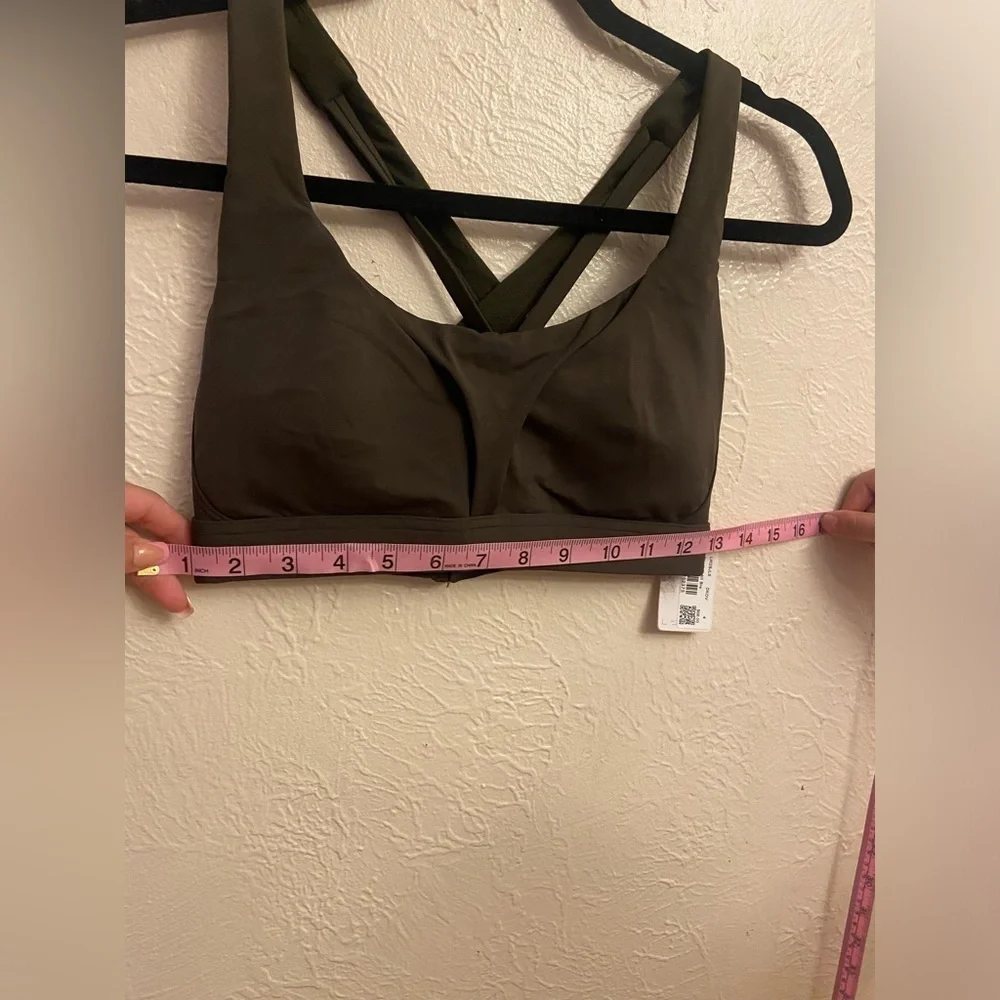 Lululemon run on bra nwt